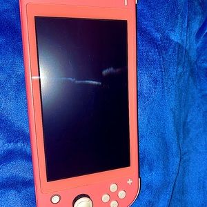 Pink Nintendo switch lite